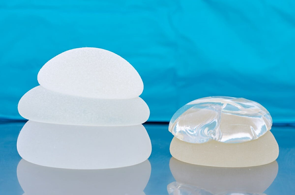 Saline vs Silicone Implants